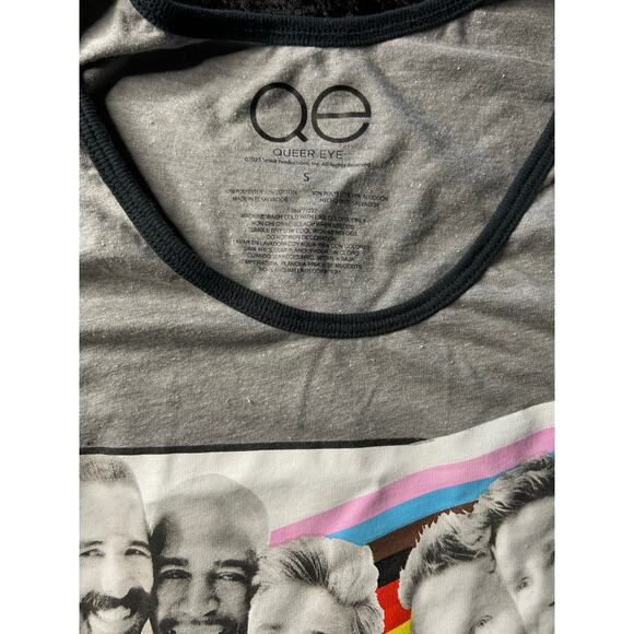 Queer Eye Cast Graphic Tank Top Men’s Small Gray Netflix Show - Picture 2 of 4